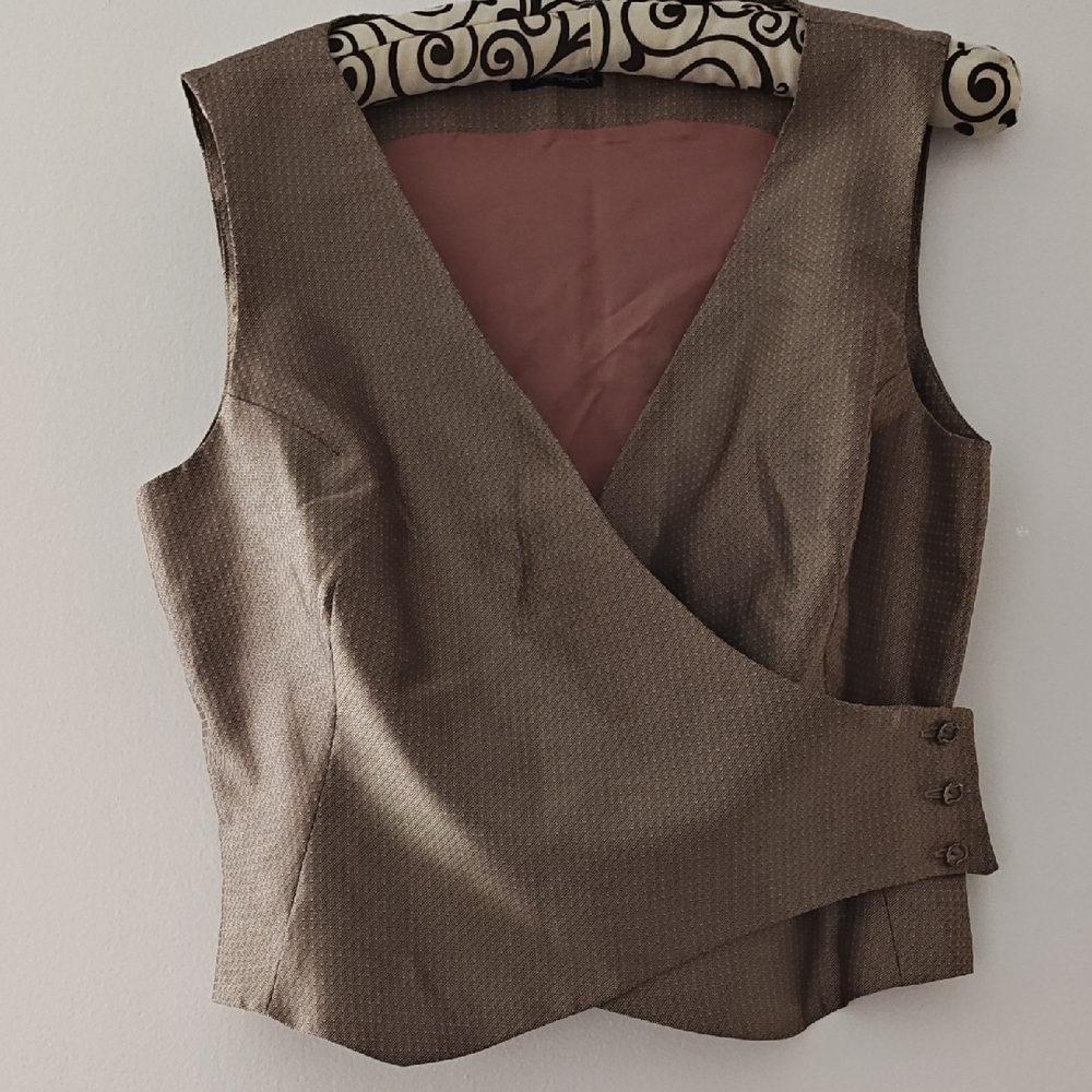 Tahari Brown and Orange Textured Fabric